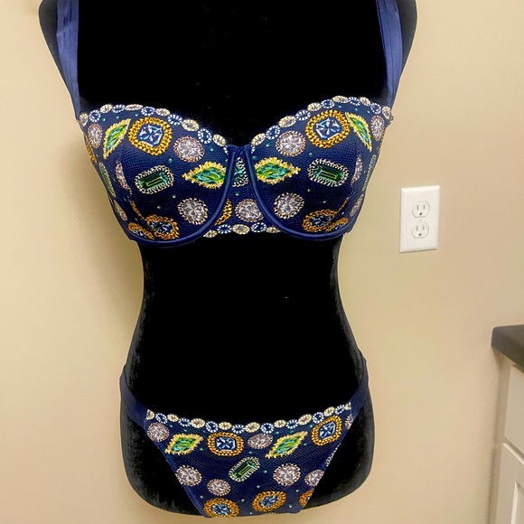 Adore Me 34DD bra and matching M panties both NWT - Picture 1 of 5